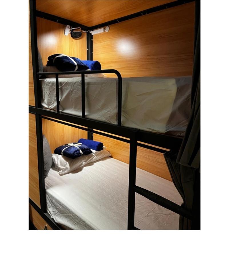 Capsuleaccom Hostel Gold Coast Eksteriør bilde